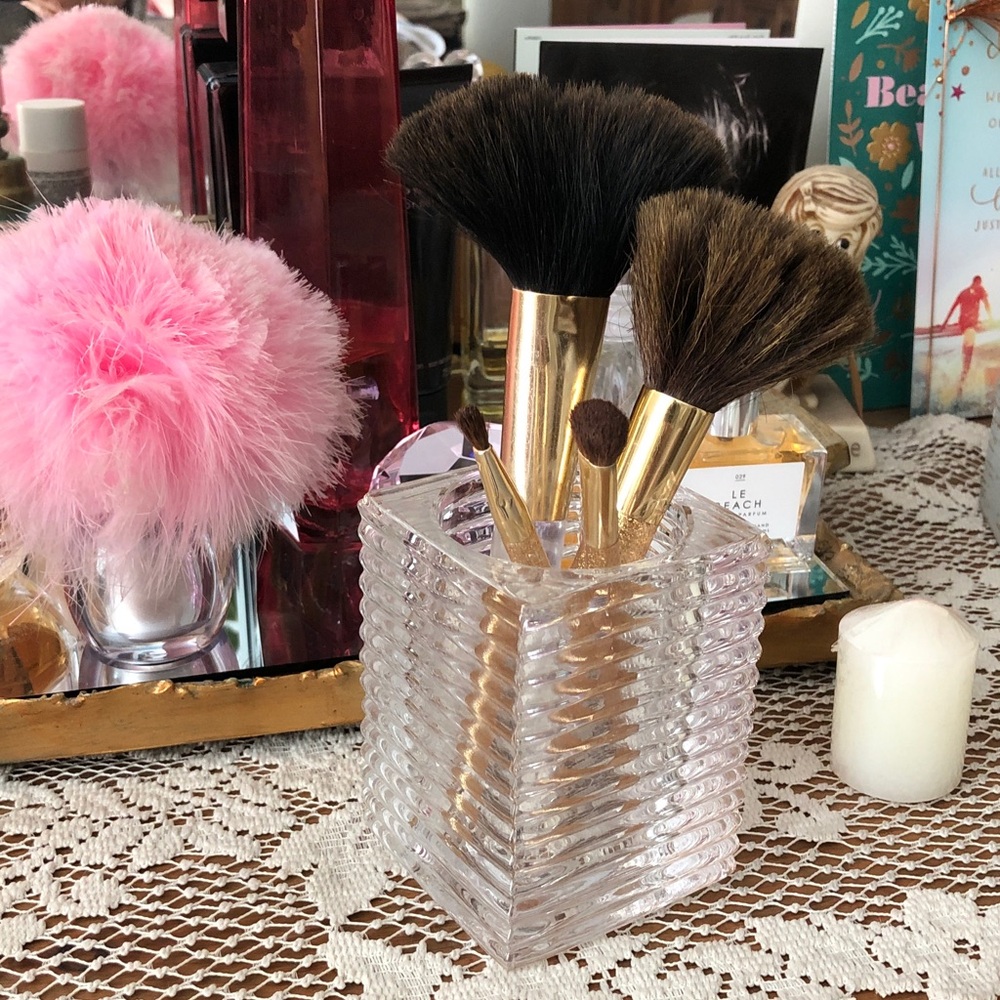 Candle/Brush makeup heavyweight glass holder! 2pc with 1 New candle in OG wrap!